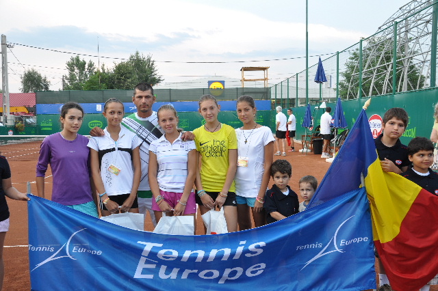 Curtea de Arges 16&U