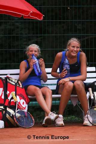Amelie Intert and Antonia Lottner (GER)